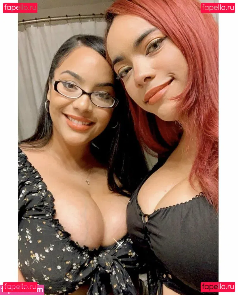 Jaki-Oppai Onlyfans Photo Gallery 