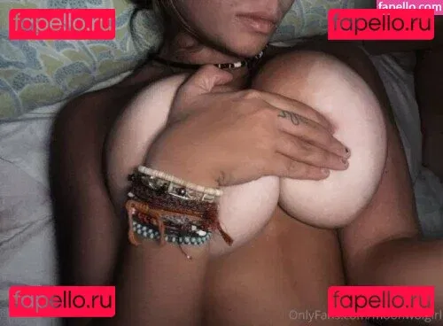 moonwolgirl Onlyfans Photo Gallery 