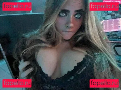 moonwolgirl Onlyfans Photo Gallery 