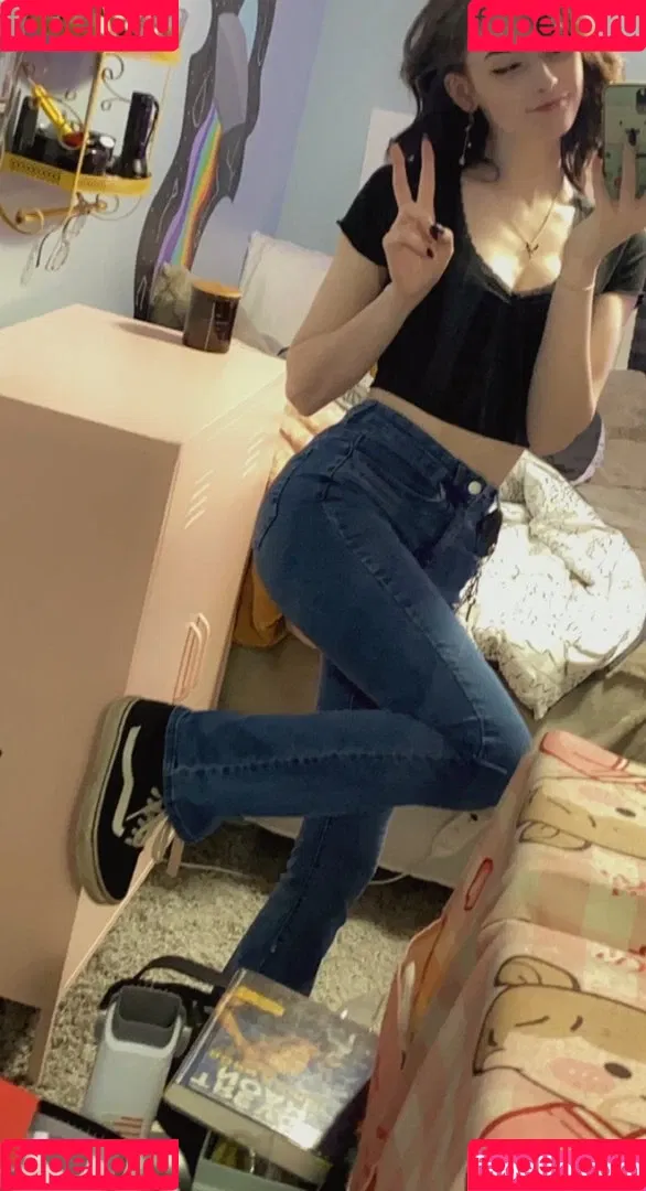 Soggyalien22 Onlyfans Photo Gallery 
