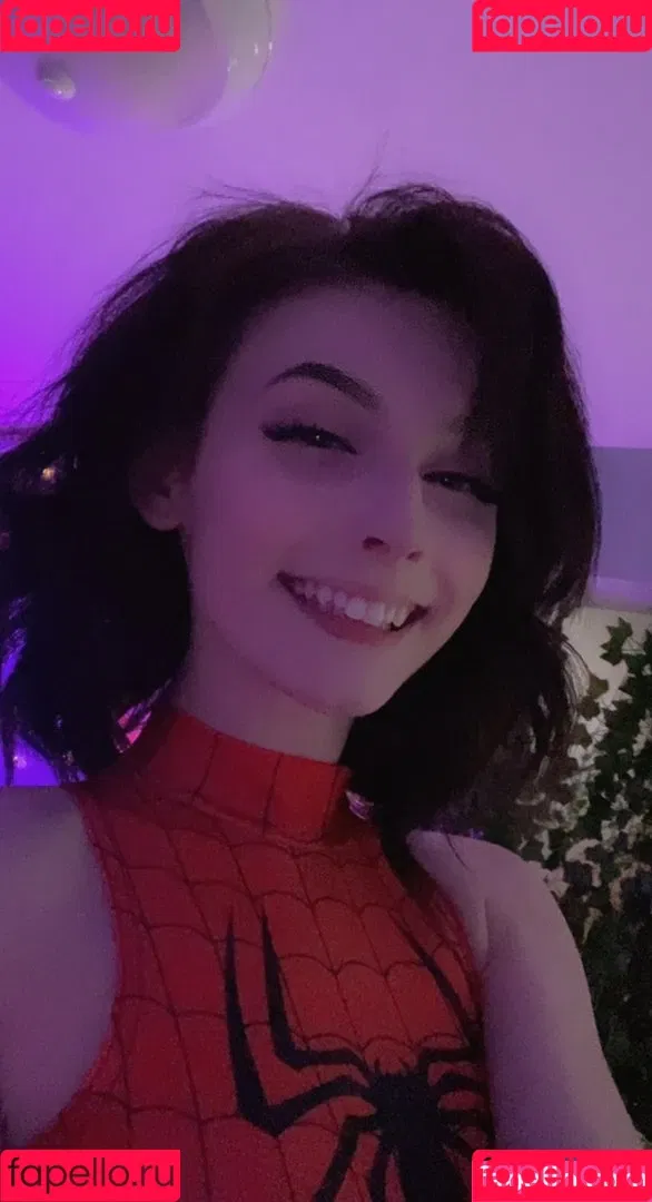 Soggyalien22 Onlyfans Photo Gallery 