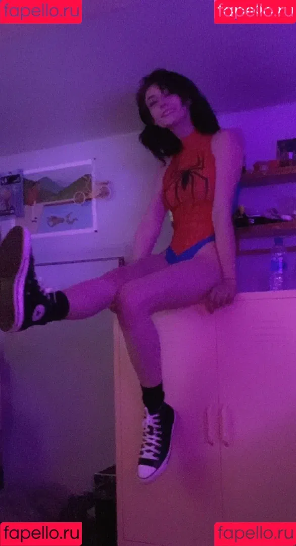 Soggyalien22 Onlyfans Photo Gallery 