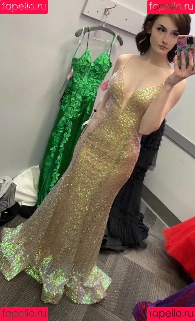 Soggyalien22 Onlyfans Photo Gallery 