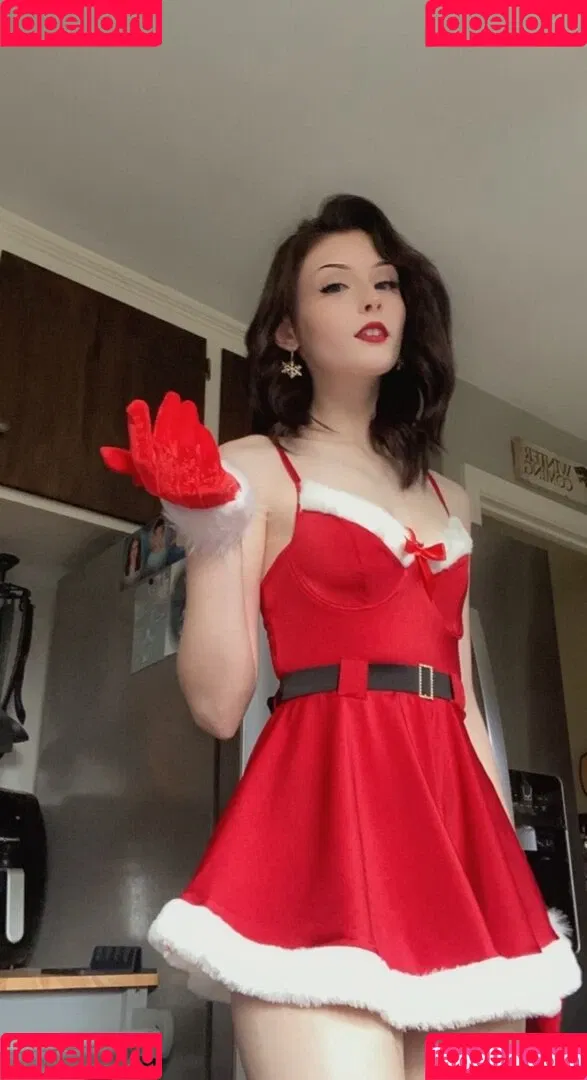Soggyalien22 Onlyfans Photo Gallery 