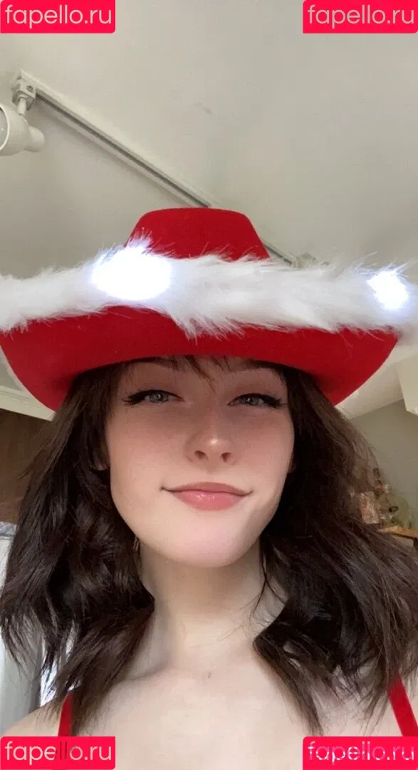 Soggyalien22 Onlyfans Photo Gallery 