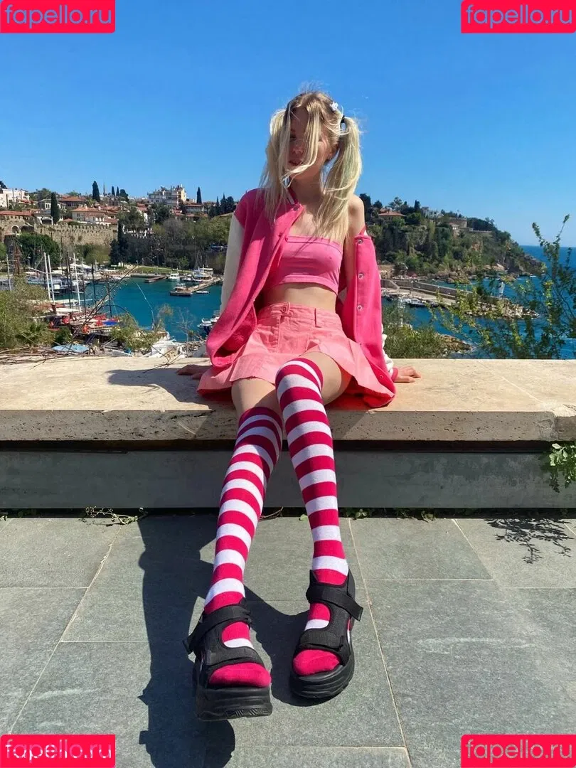 Vikneska Onlyfans Photo Gallery 