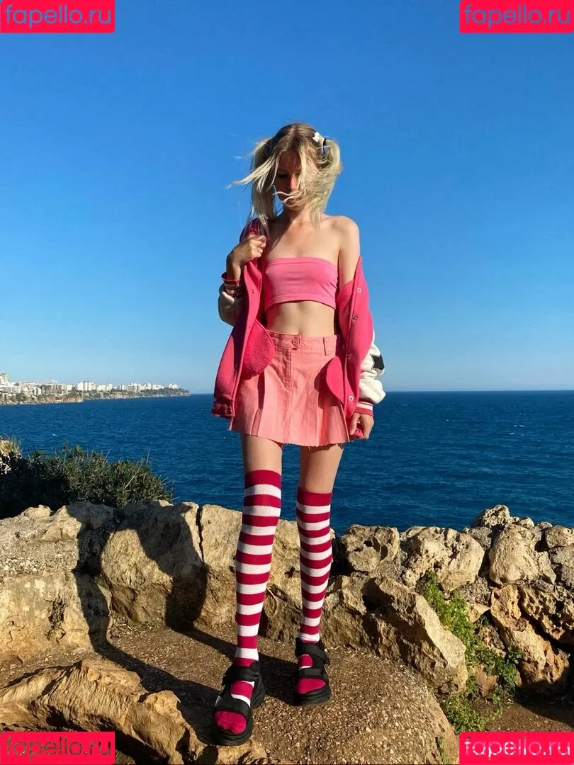 Vikneska Onlyfans Photo Gallery 