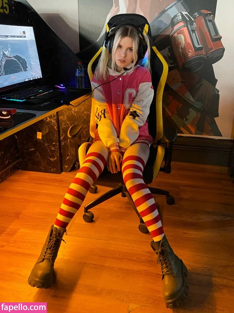 Vikneska Onlyfans Photo Gallery 