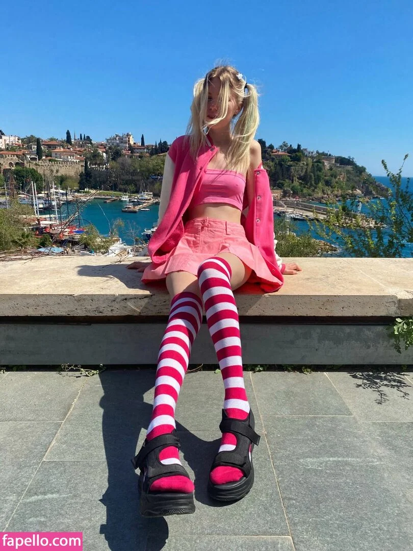 Vikneska Onlyfans Photo Gallery 