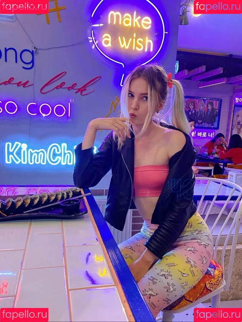 Vikneska Onlyfans Photo Gallery 