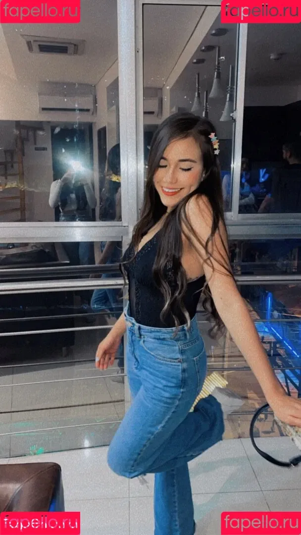 Huge Tits Nataly Onlyfans Photo Gallery 