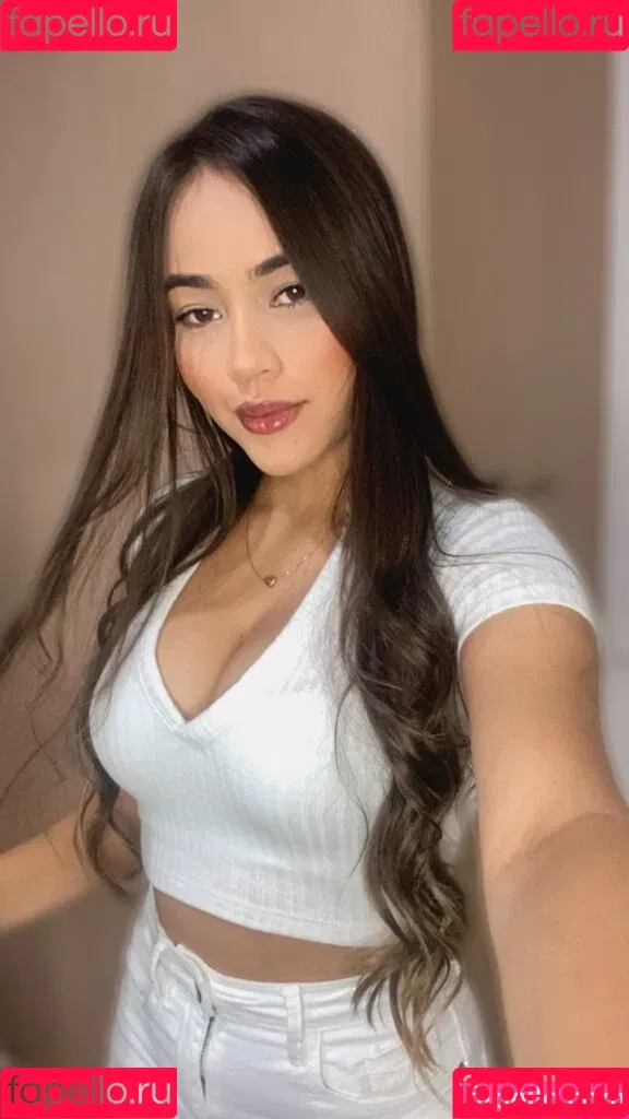 Huge Tits Nataly Onlyfans Photo Gallery 