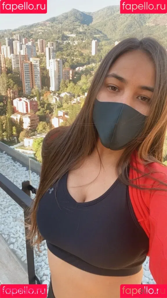 Huge Tits Nataly Onlyfans Photo Gallery 