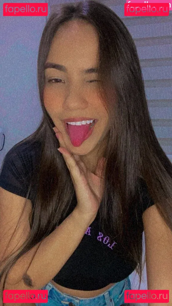 Huge Tits Nataly Onlyfans Photo Gallery 