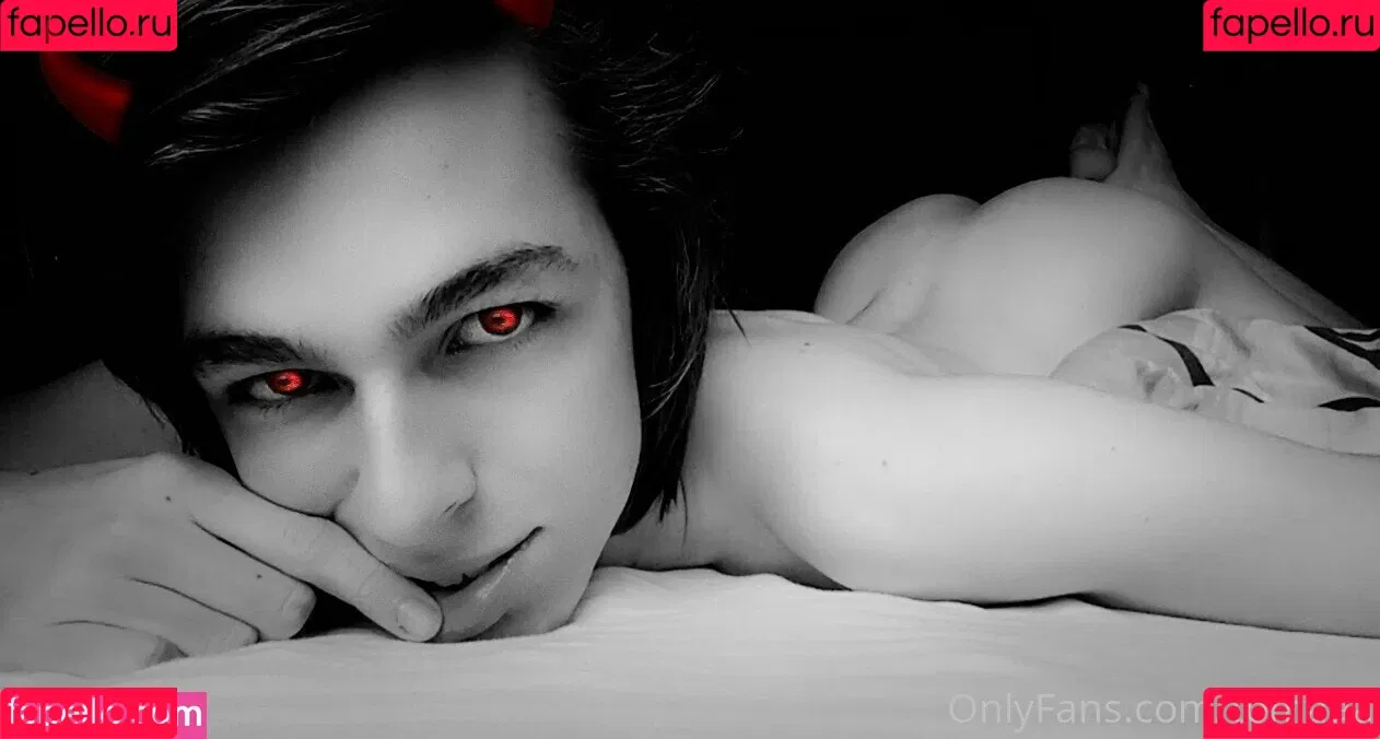 tomaaa Onlyfans Photo Gallery 