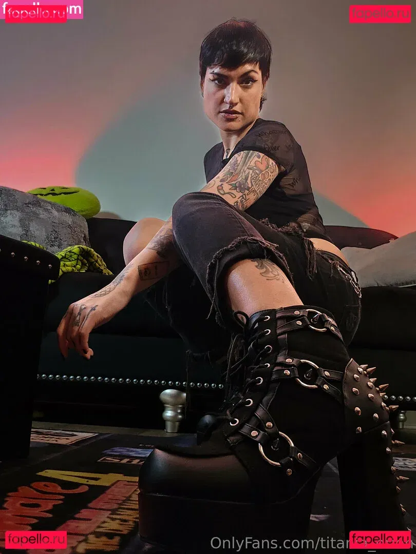 titania_orion Onlyfans Photo Gallery 