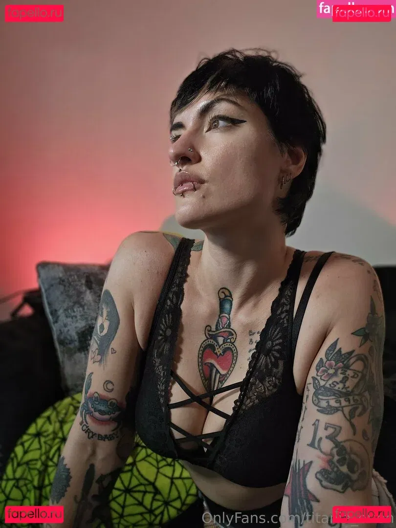 titania_orion Onlyfans Photo Gallery 