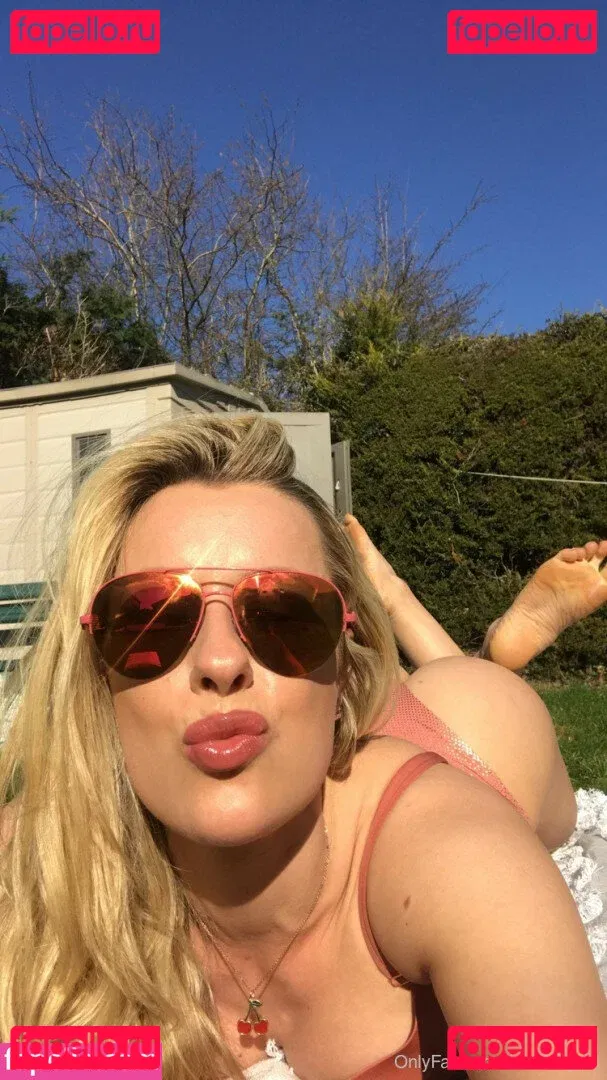 Rosa Brighid Onlyfans Photo Gallery 