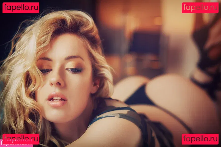 Rosa Brighid Onlyfans Photo Gallery 