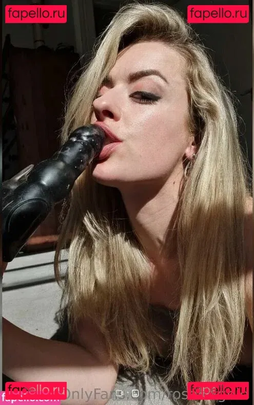 Rosa Brighid Onlyfans Photo Gallery 