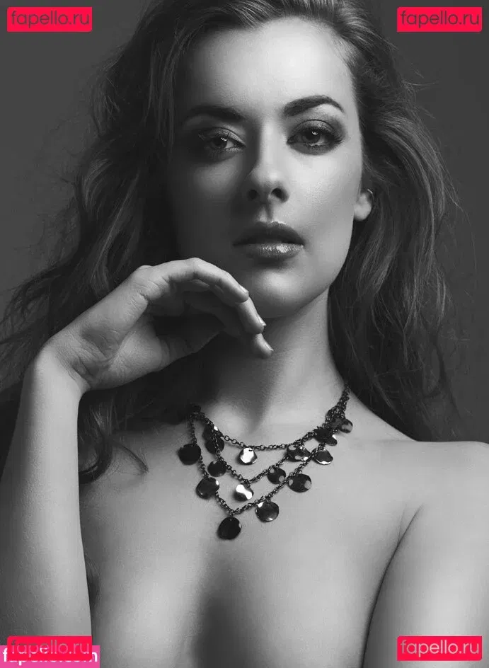 Rosa Brighid Onlyfans Photo Gallery 