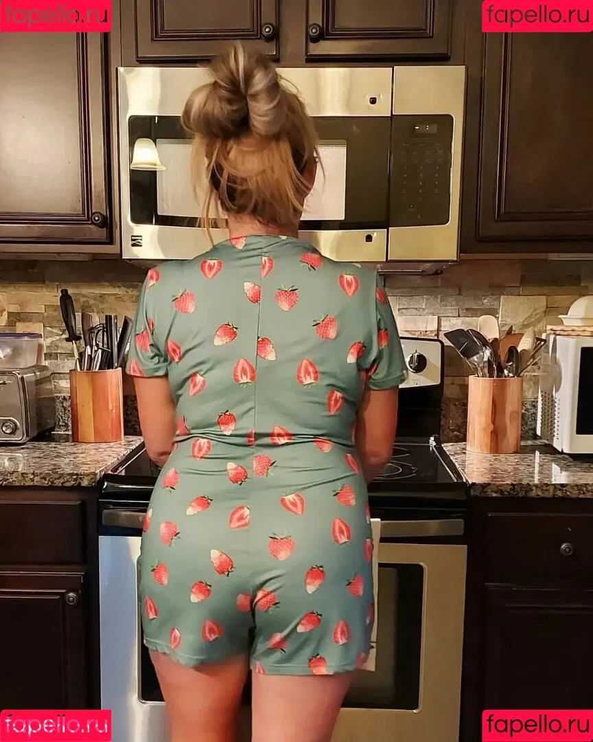 PerriPlays Onlyfans Photo Gallery 