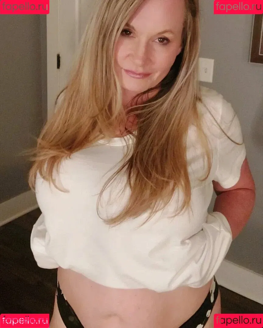 PerriPlays Onlyfans Photo Gallery 