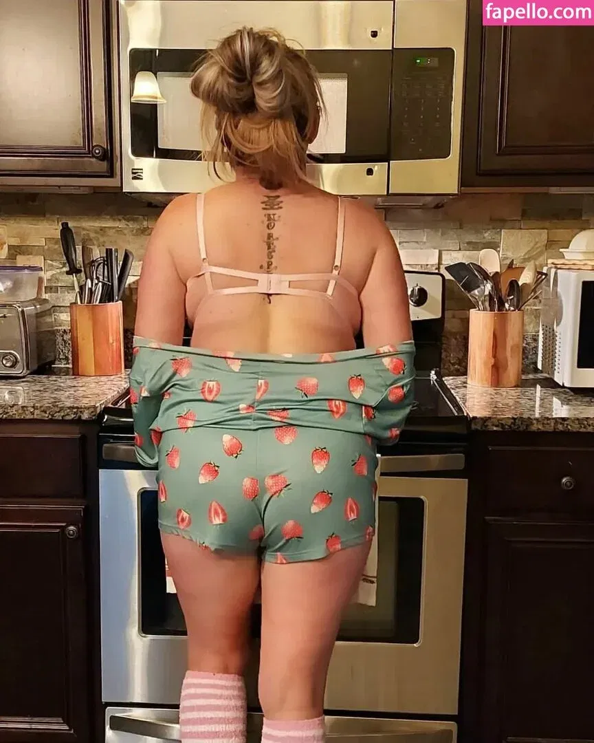 PerriPlays Onlyfans Photo Gallery 