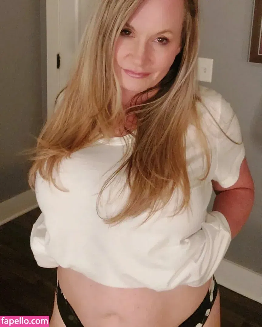 PerriPlays Onlyfans Photo Gallery 