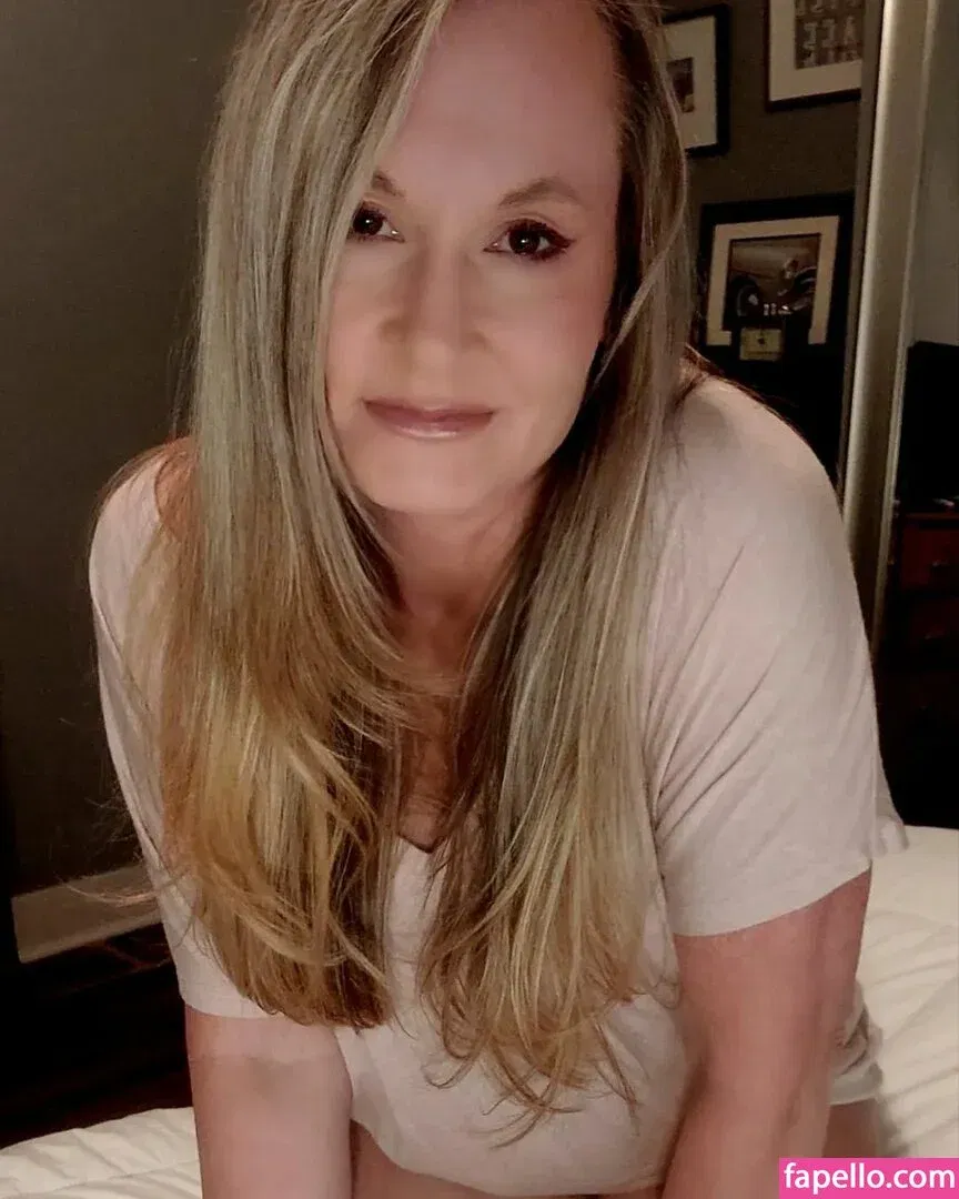 PerriPlays Onlyfans Photo Gallery 