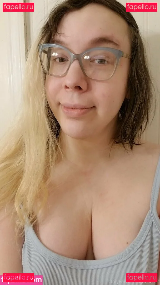 nekoarc Onlyfans Photo Gallery 