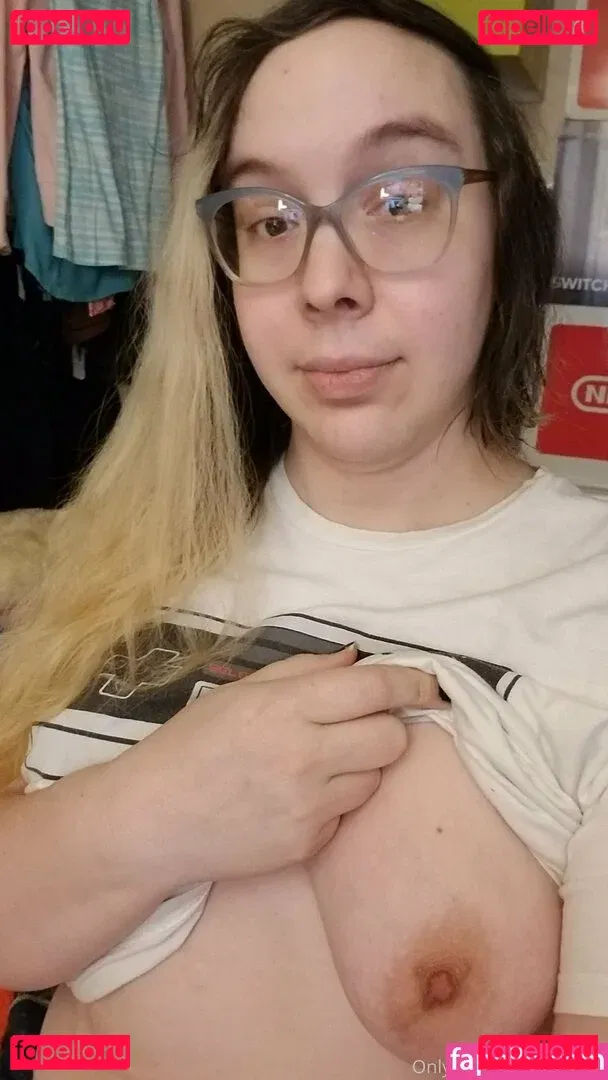 nekoarc Onlyfans Photo Gallery 