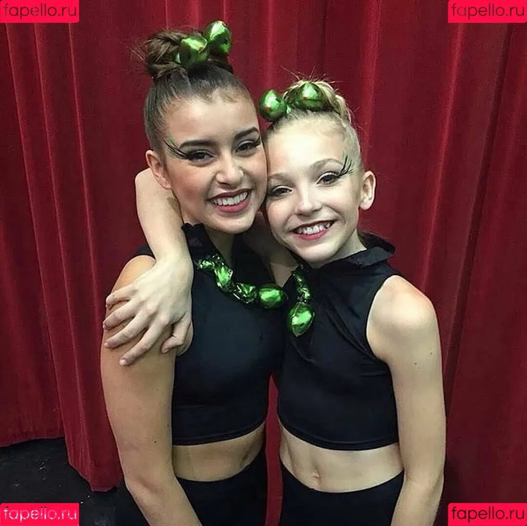 Brynn Rumfallo Onlyfans Photo Gallery 