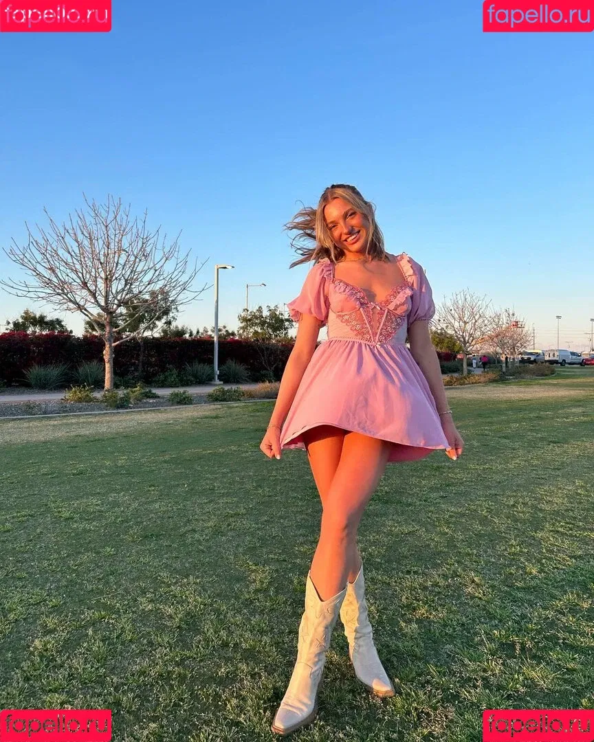 Brynn Rumfallo Onlyfans Photo Gallery 