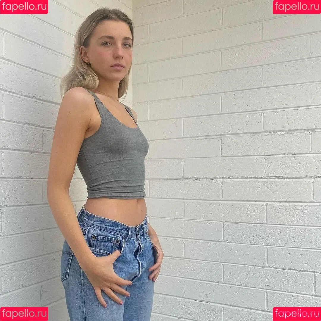 Brynn Rumfallo Onlyfans Photo Gallery 