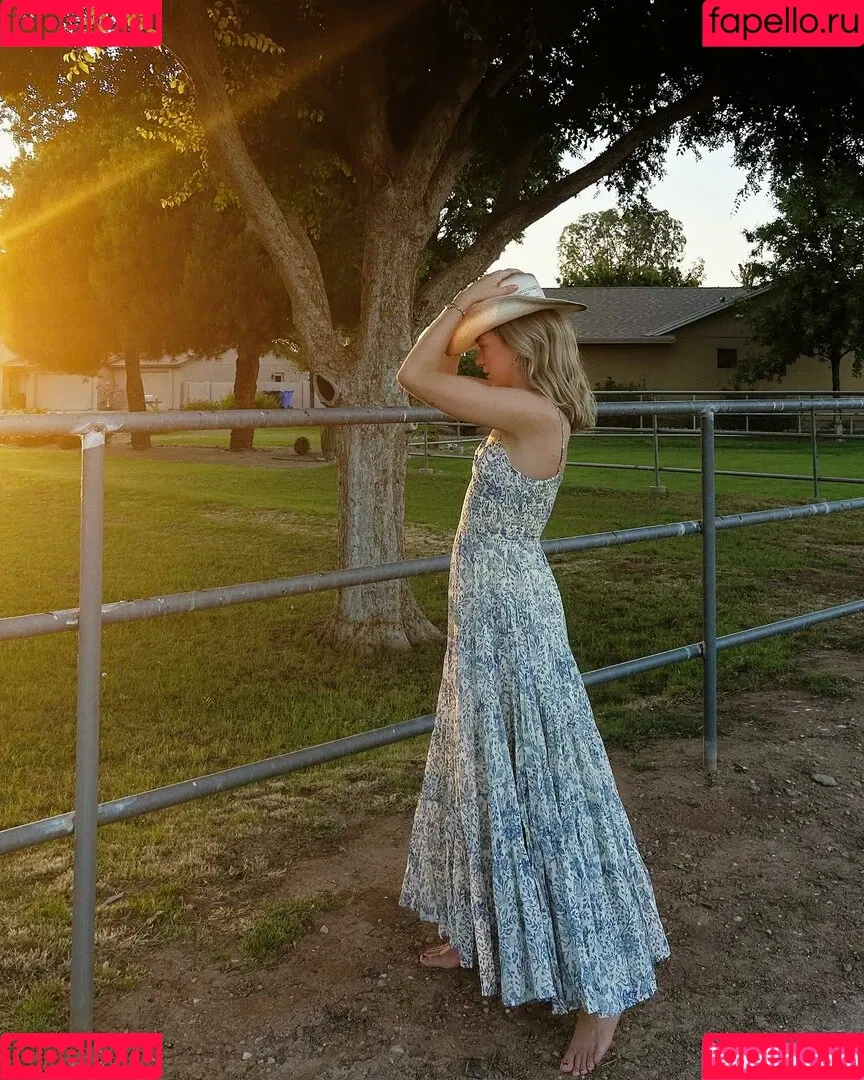 Brynn Rumfallo Onlyfans Photo Gallery 