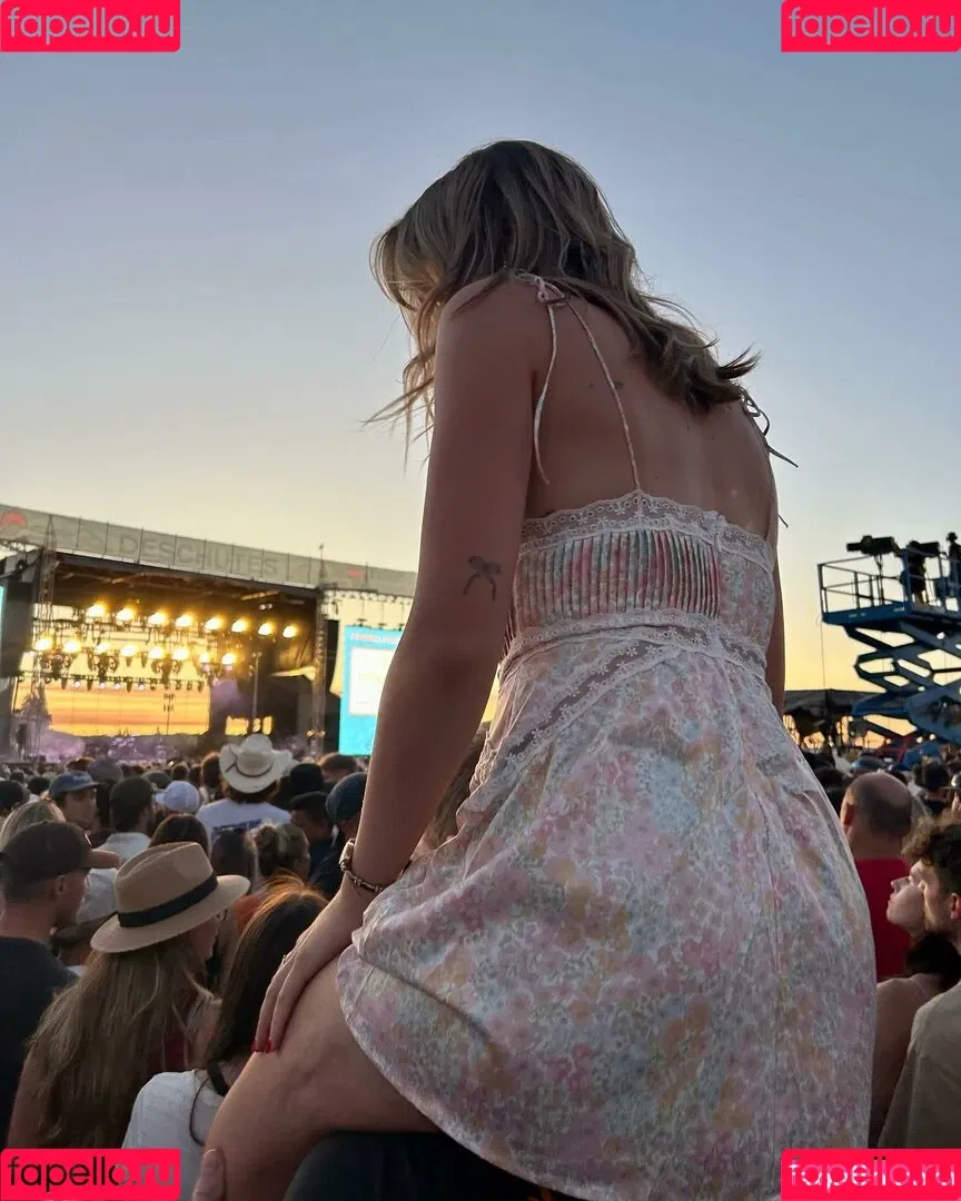 Brynn Rumfallo Onlyfans Photo Gallery 