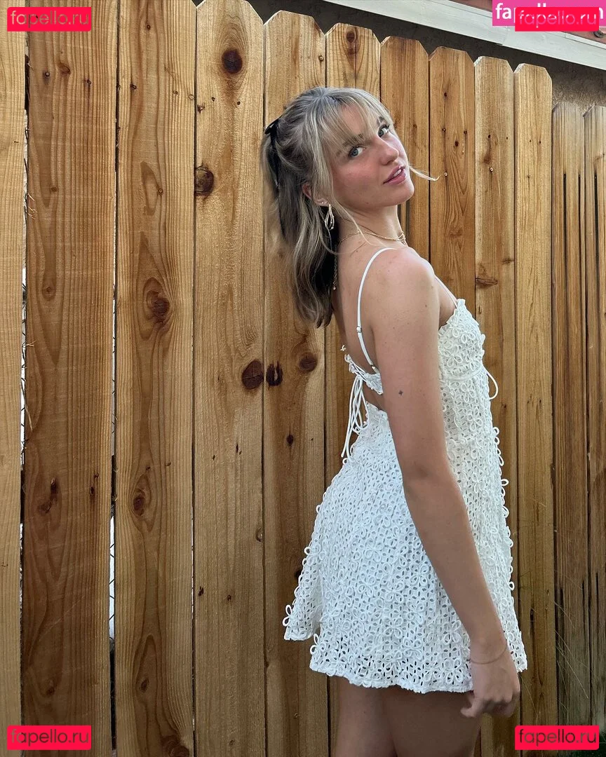 Brynn Rumfallo Onlyfans Photo Gallery 