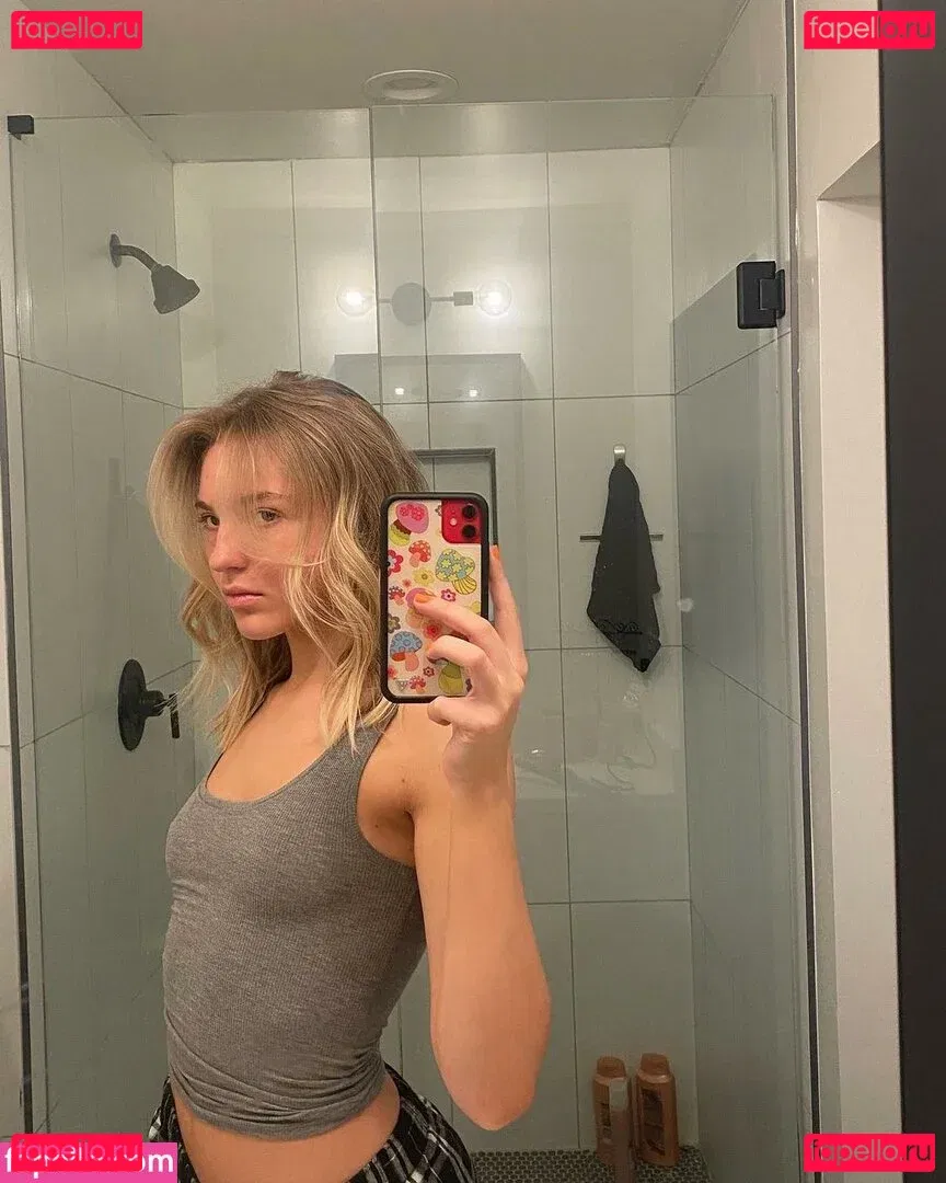 Brynn Rumfallo Onlyfans Photo Gallery 
