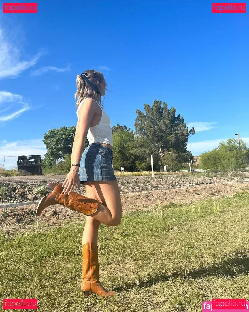 Brynn Rumfallo Onlyfans Photo Gallery 