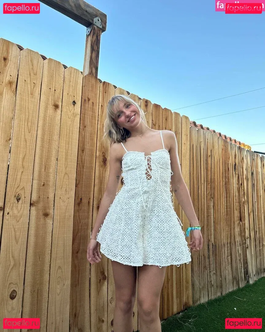 Brynn Rumfallo Onlyfans Photo Gallery 