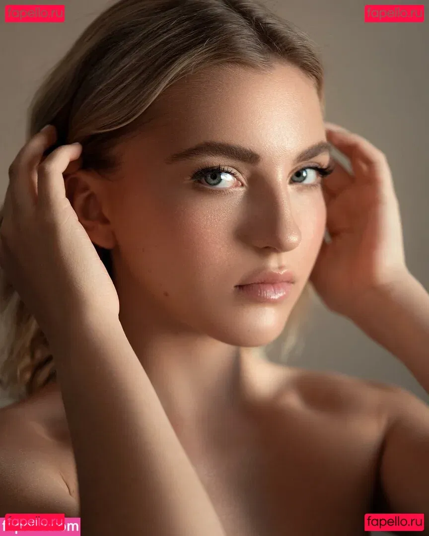 Brynn Rumfallo Onlyfans Photo Gallery 