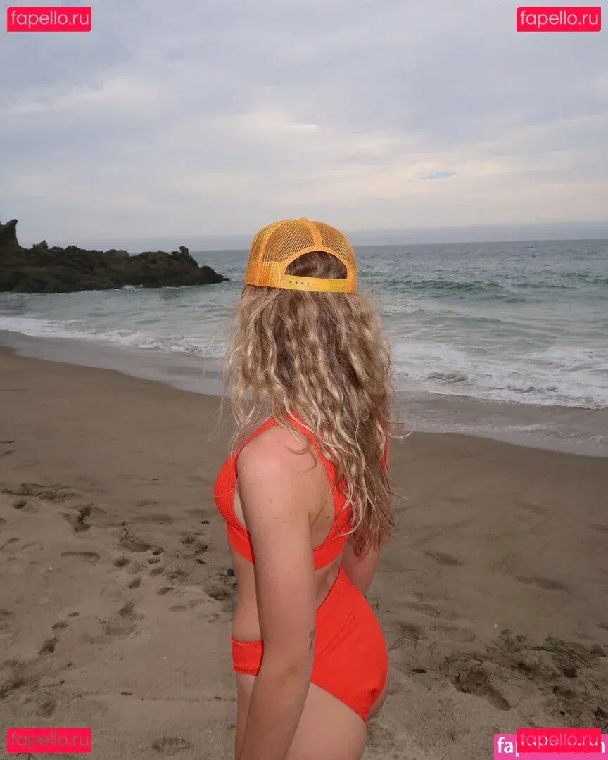 Brynn Rumfallo Onlyfans Photo Gallery 