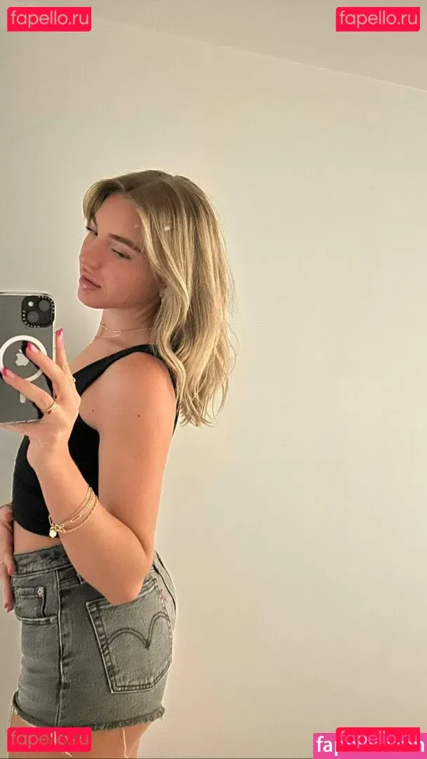 Brynn Rumfallo Onlyfans Photo Gallery 