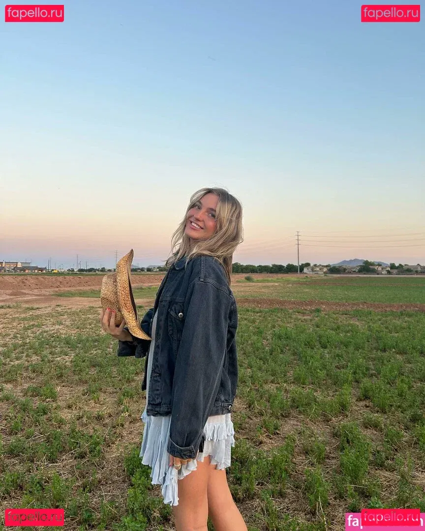 Brynn Rumfallo Onlyfans Photo Gallery 