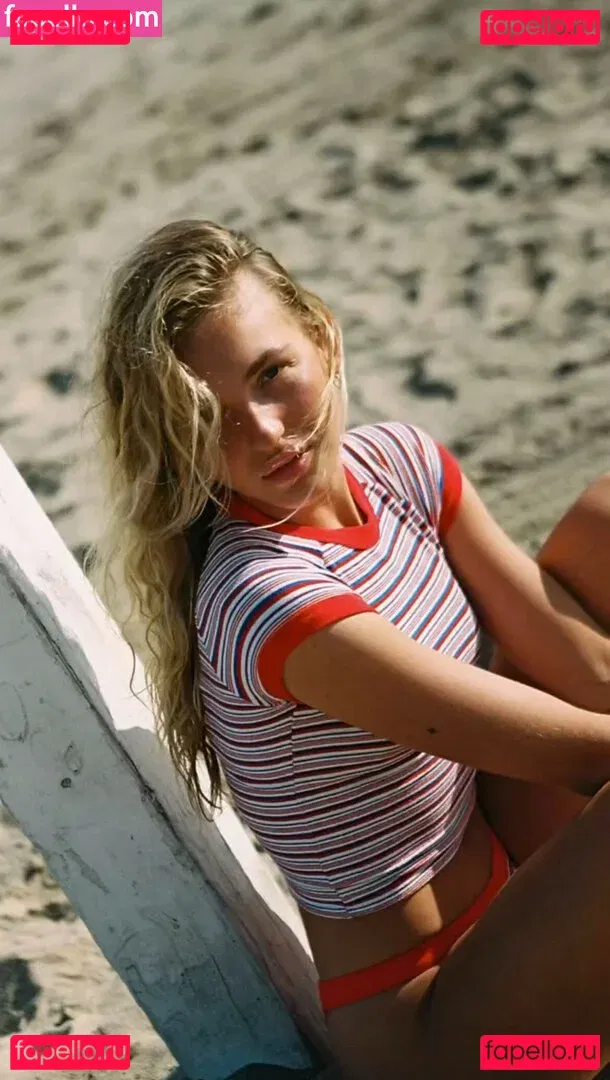 Brynn Rumfallo Onlyfans Photo Gallery 