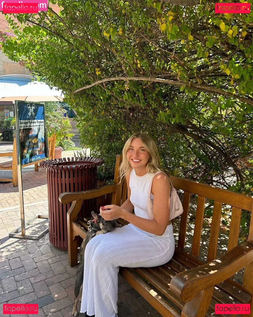 Brynn Rumfallo Onlyfans Photo Gallery 