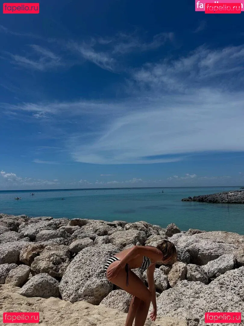 Brynn Rumfallo Onlyfans Photo Gallery 