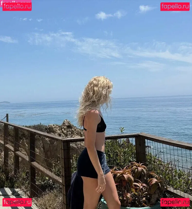 Brynn Rumfallo Onlyfans Photo Gallery 