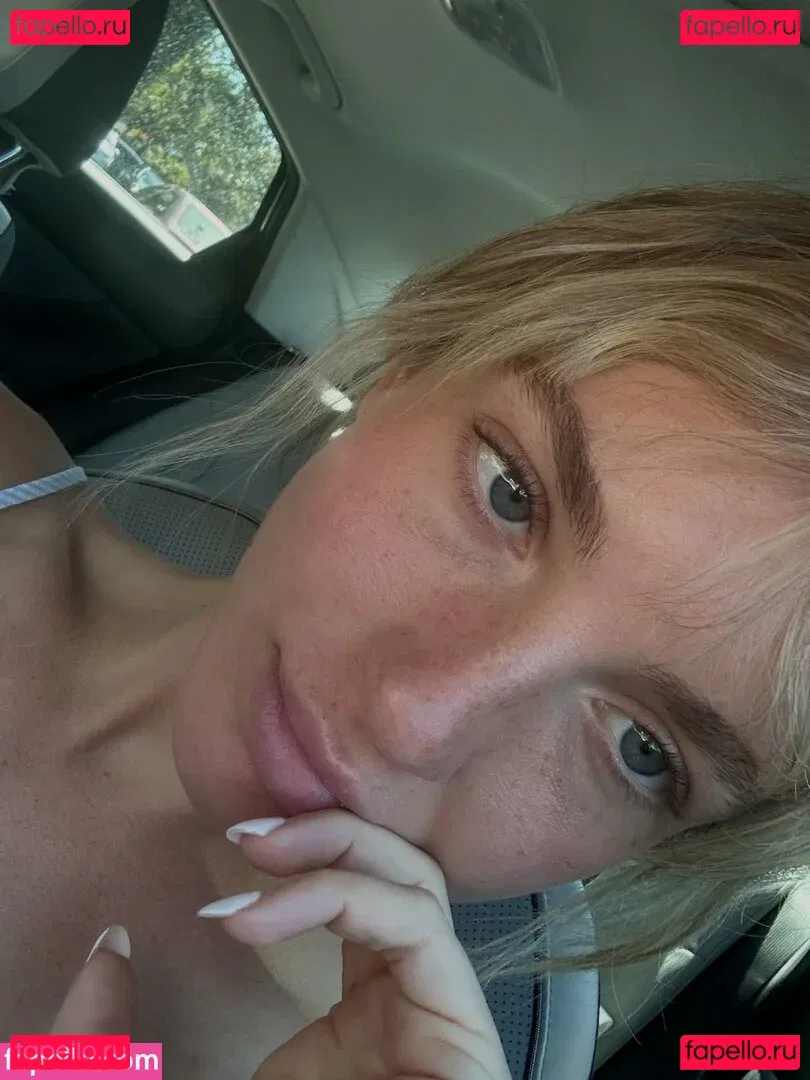 Brynn Rumfallo Onlyfans Photo Gallery 